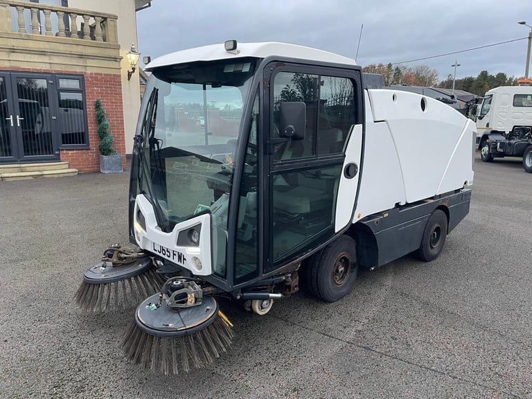 JOHNSTON 200 SWEEPER EX COUNCIL EURO 6 road sweeper 