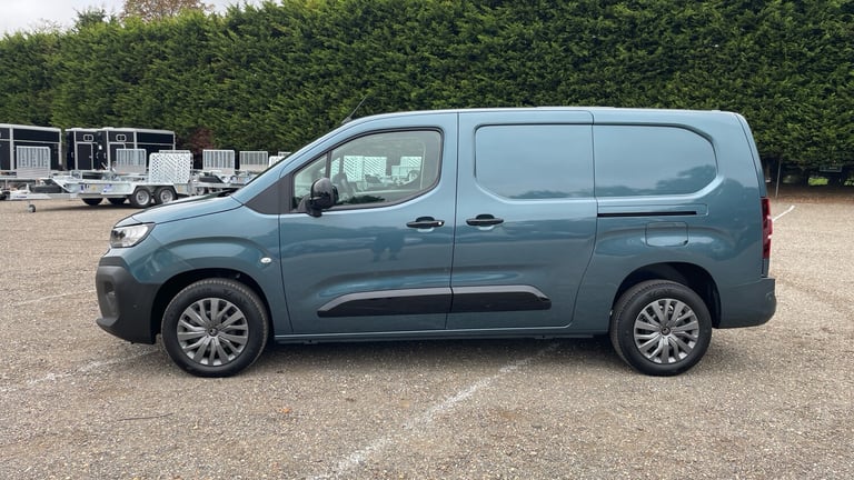 2025 Citroen Berlingo 1.5 BlueHDi 950 Driver XL Panel Van 6dr Diesel EAT8 LWB Euro 6 (s/s) (130 p...