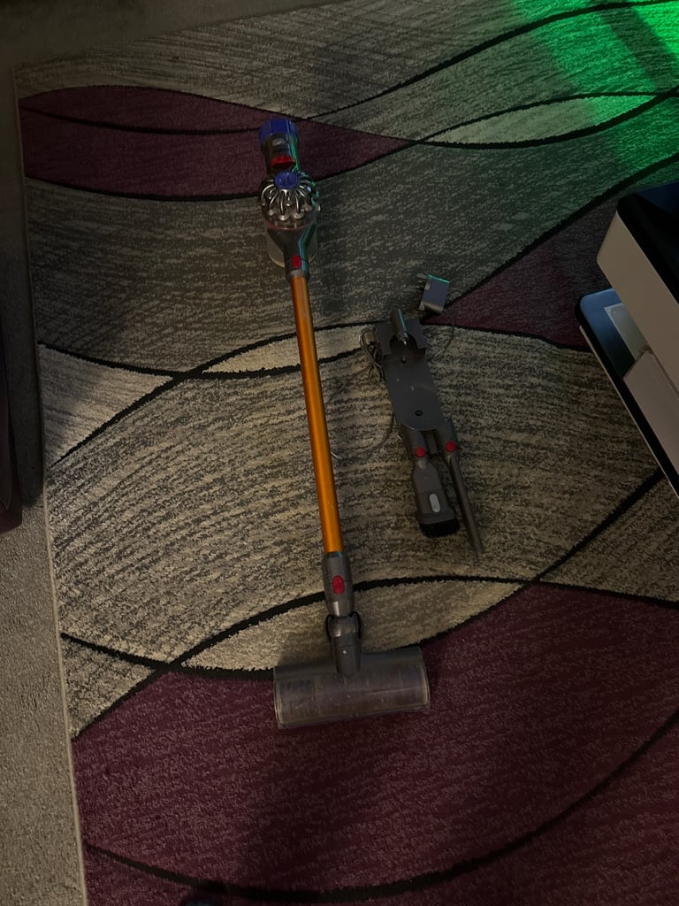 image for Dyson v8 