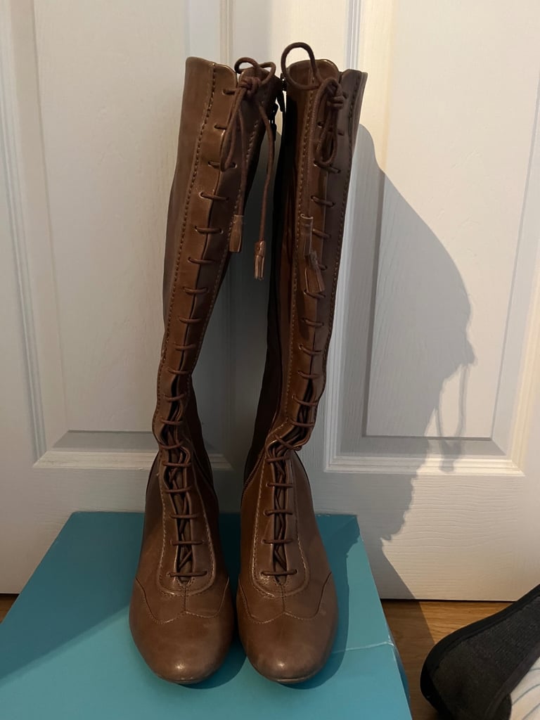 Ladies leather knee length boot size 5