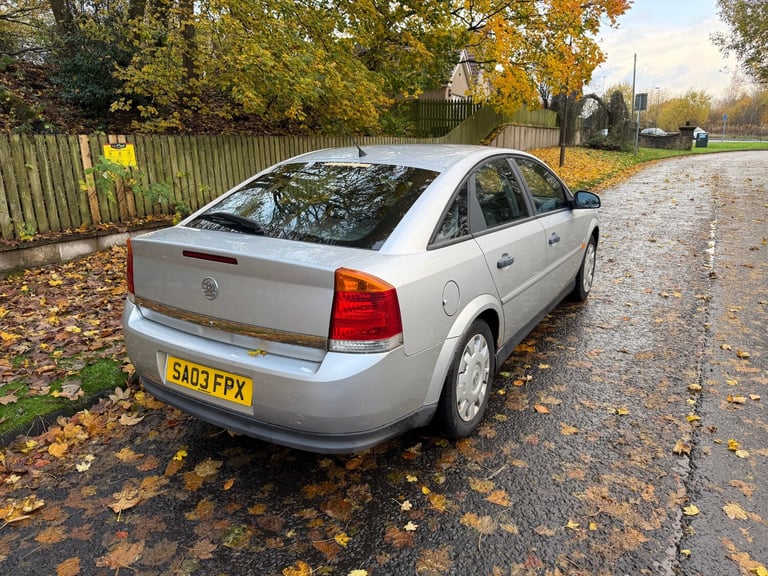 2003 Vauxhall Vectra 1.8i LS 5dr HATCHBACK Petrol Manual