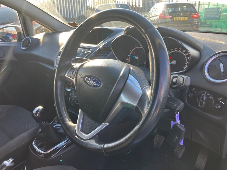2014 Ford Fiesta 1.25 82 Zetec 5dr HATCHBACK PETROL Manual