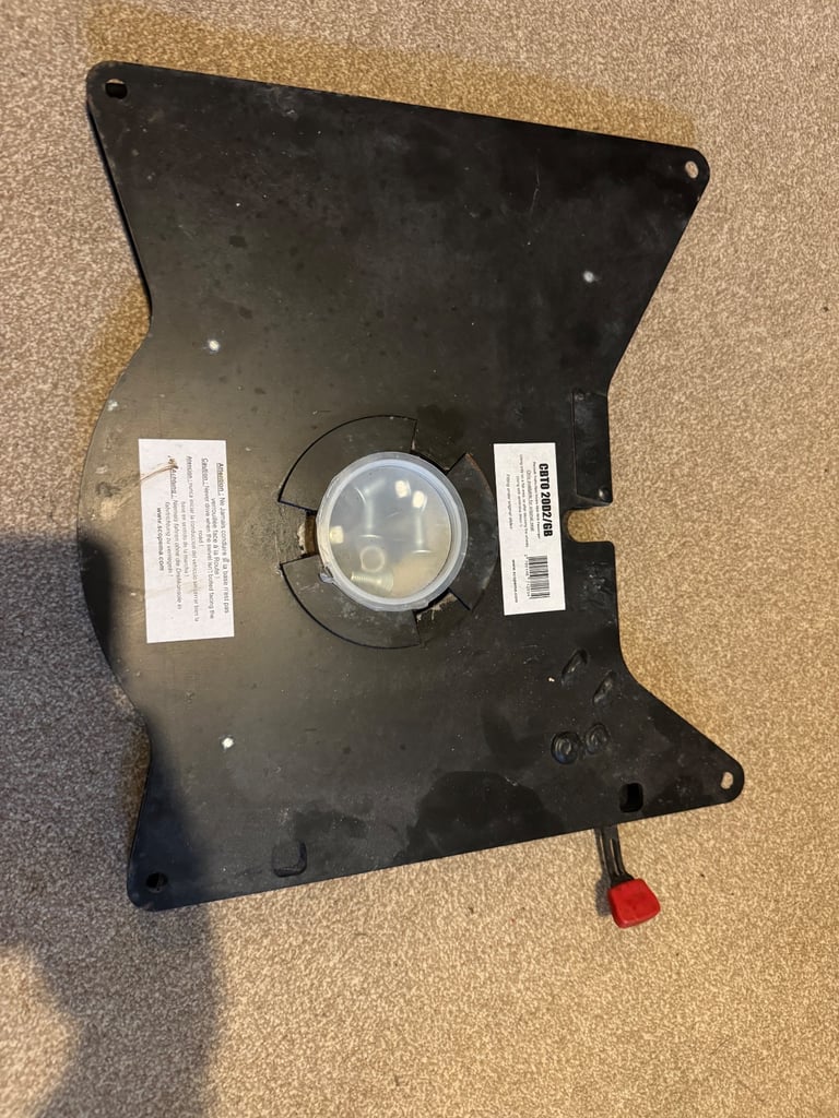 Renault traffic / Vauxhall Vivaro swivel seat base 