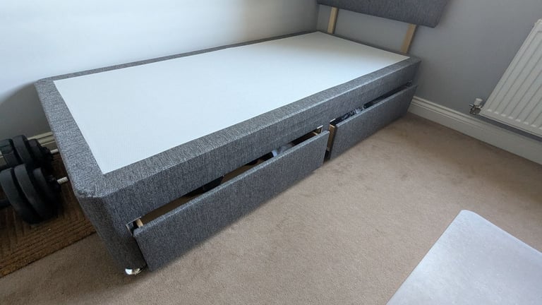 Single divan bed 
