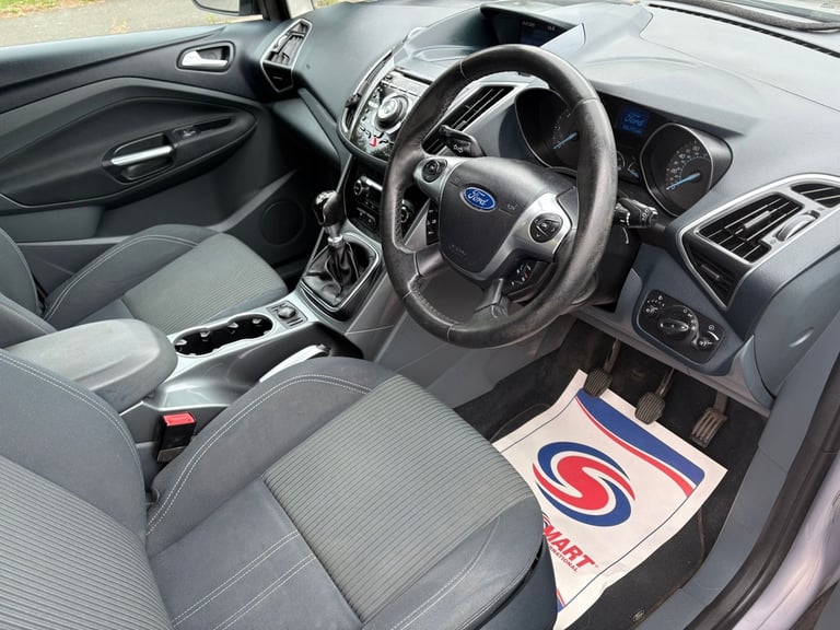 2012 Ford Grand C-Max 1.6 TDCi Titanium 5dr 7 seater diesel  MPV Diesel Manual
