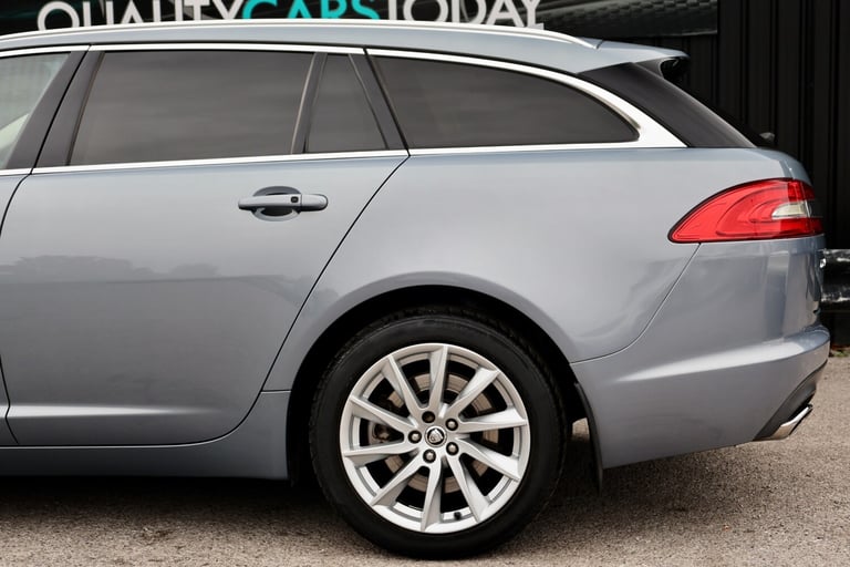 2013 '63' Jaguar XF 3.0 V6 Diesel Sportbrake Estate Premium Luxury + Rare Spec