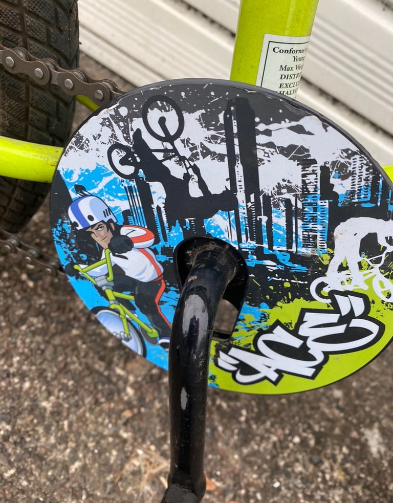 Apollo Ace 16” bmx style kids bike