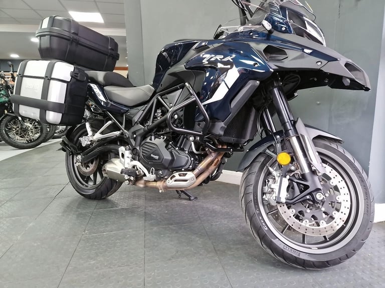 2024 Benelli TRK 502 E5