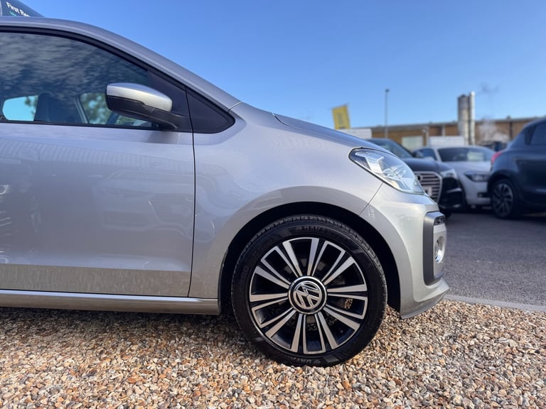 2017 Volkswagen up! 1.0 90PS High Up 3dr HATCHBACK Petrol Manual