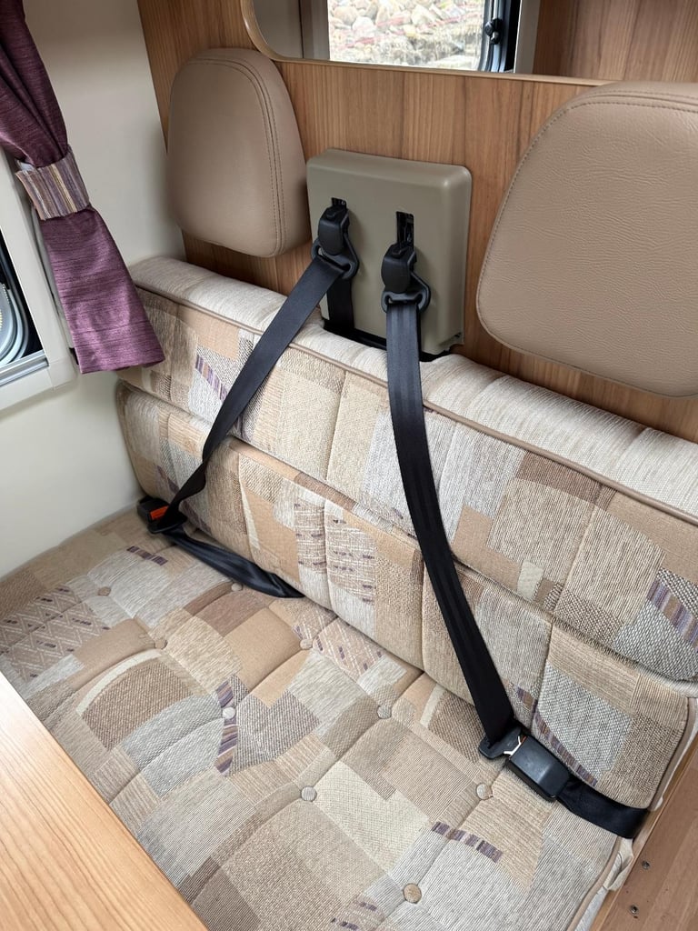 2013 Bailey Approach 745 SE - 2 ltr - 50,000 Miles - 4 Berth / 4 Belts