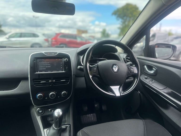 2015 Renault Clio 0.9 TCe Dynamique Nav Hatchback 5dr Petrol Manual Euro 6 (s/s) (90 ps) Hatchbac...