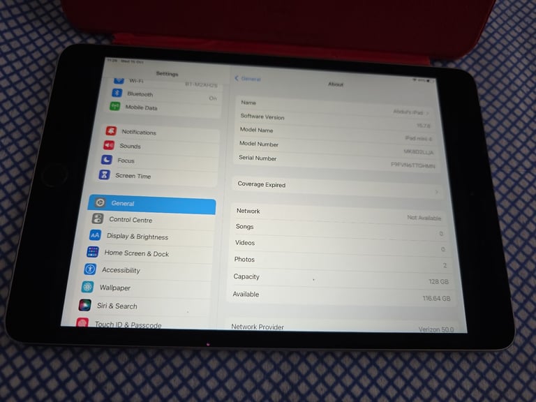 Apple ipad mini4. 128GB wifi plus cellular 