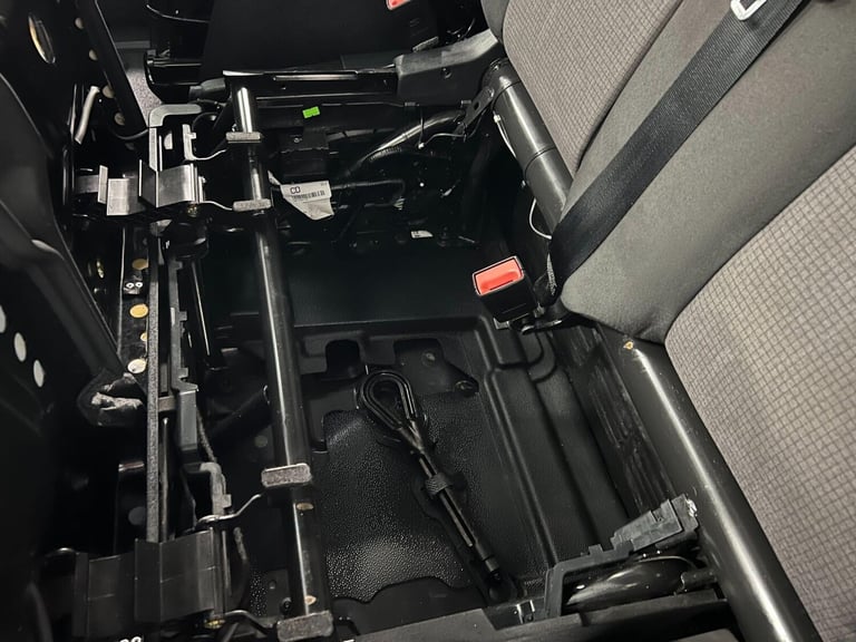 2022 Ford Transit 2.0 350 EcoBlue Leader RWD L4 H3 Euro 6 (s/s) 5dr Welfare Diesel Manual