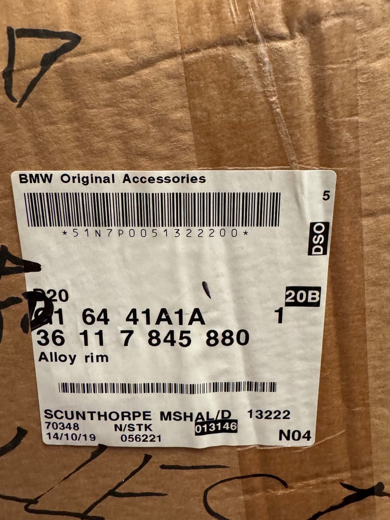 Genuine BMW Alloy Wheels 400M M Sport – Brand New in Box
