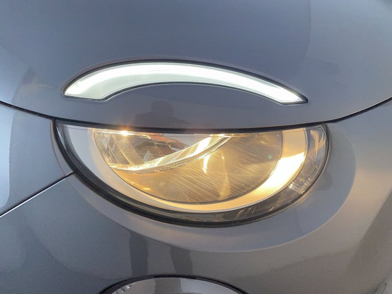 2022 Fiat 500e 42kWh RED Hatchback 3dr Electric Auto (118 ps) - CRUISE - SPEED LIMIT RECOG Hatchb...