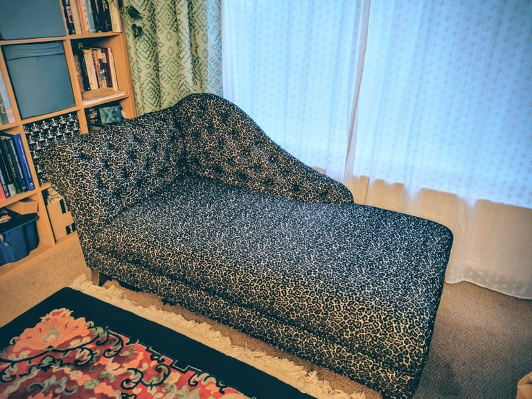Chaise Loungue