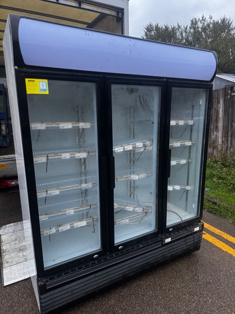 Commercial upright triple door glass display fridge cafe restaurant 