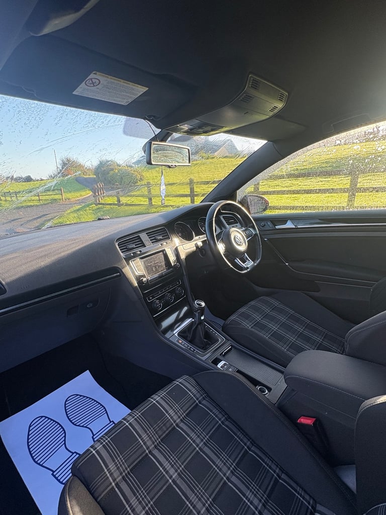 Volkswagen, GOLF, Hatchback, 2014, Manual, 1968 (cc), 3 doors