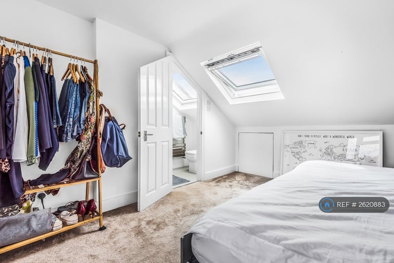 2 bedroom flat in Surrey Road, London, SE15 (2 bed) (#2620883)
