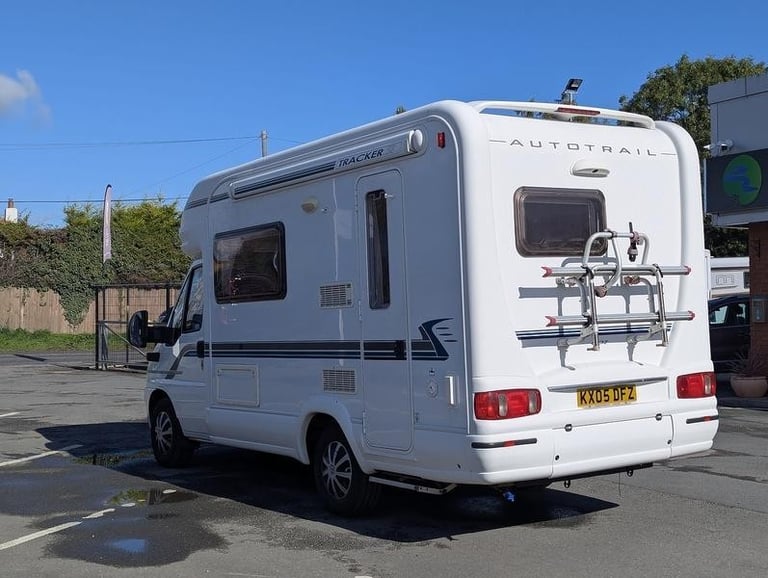 Auto-Trail Tracker 2.2 EKS Van Conversion 
