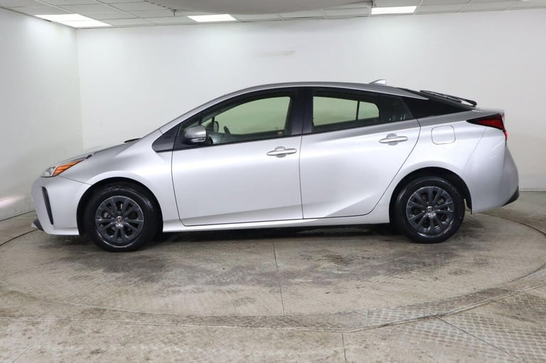 2022 Toyota Prius 1.8 VVT-h Active CVT Euro 6 (s/s) 5dr Hatchback Automatic