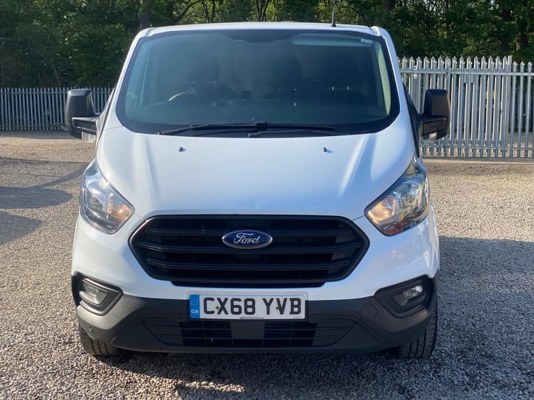 2018 Ford Transit Custom 2.0 TDCi 130ps Low Roof Van PANEL VAN DIESEL Manual