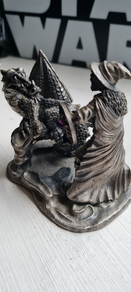 Dragon Vs Wizard Mark Locker - Friend Or Foe? #3194 pewter collectable figurine