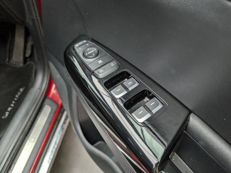 2019 Kia Sportage 1.6 T-GDi 4 SUV 5dr Petrol Manual Euro 6 (s/s) (174 bhp) - SAT NAV + CRUISE EST...