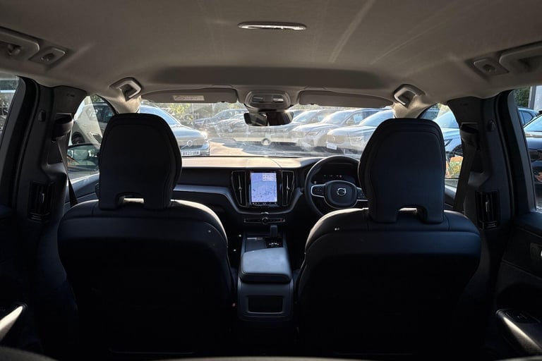 2022 Volvo XC60 2.0 B5 MHEV Core SUV 5dr Petrol Hybrid Auto AWD Euro 6 (s/s) (250 ps) ESTATE Petr...