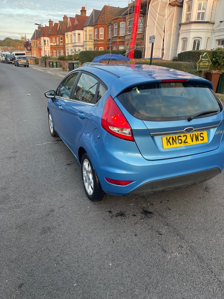 Ford, FIESTA, Hatchback, 2012, Manual, 1242 (cc), 5 doors