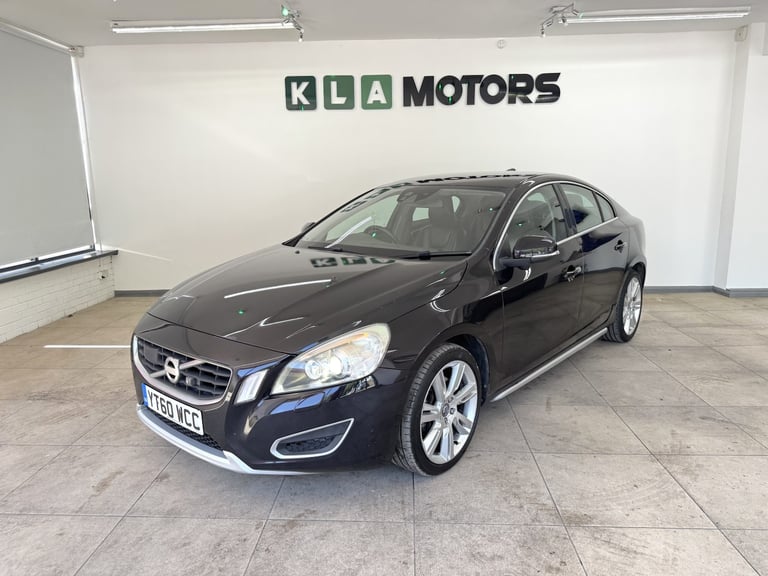 VOLVO S60 2.4 D5 SE Lux Black Auto Diesel 2010