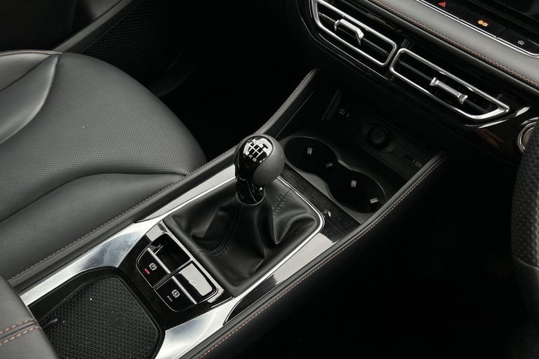 2025 MG MG HS 1.5 T-GDI Trophy 5dr ESTATE PETROL Manual