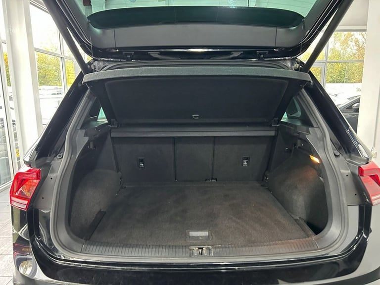 2020 Volkswagen Tiguan 2.0 TDI R-Line Tech SUV 5dr Diesel DSG Euro 6 (s/s) (150 ps) F/S/H X6!! 1 ...