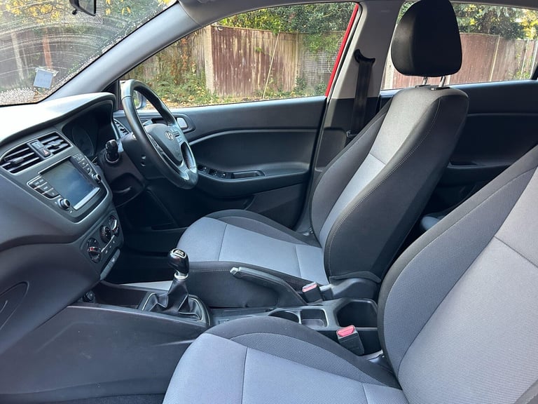 2019 Hyundai i20 1.2 SE Launch Edition Hatchback 5dr Petrol Manual Euro 6 (s/s) (84 ps) HATCHBACK...