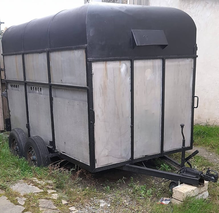 Trailer