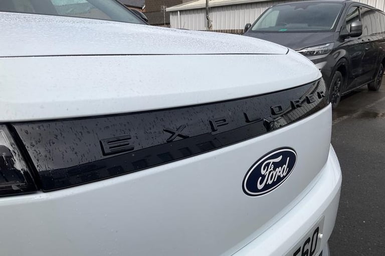 2024 Ford Explorer 210kW Select 77kWh 5dr Auto HATCHBACK ELECTRIC Automatic