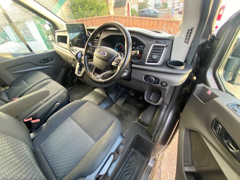 FORD TRANSIT 2.0 Transit Limited Van 350 L2 2.0L EcoBlue 130PS FWD 6 Speed