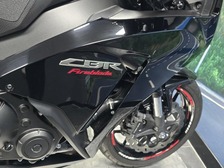 HONDA CBR 1000 RR