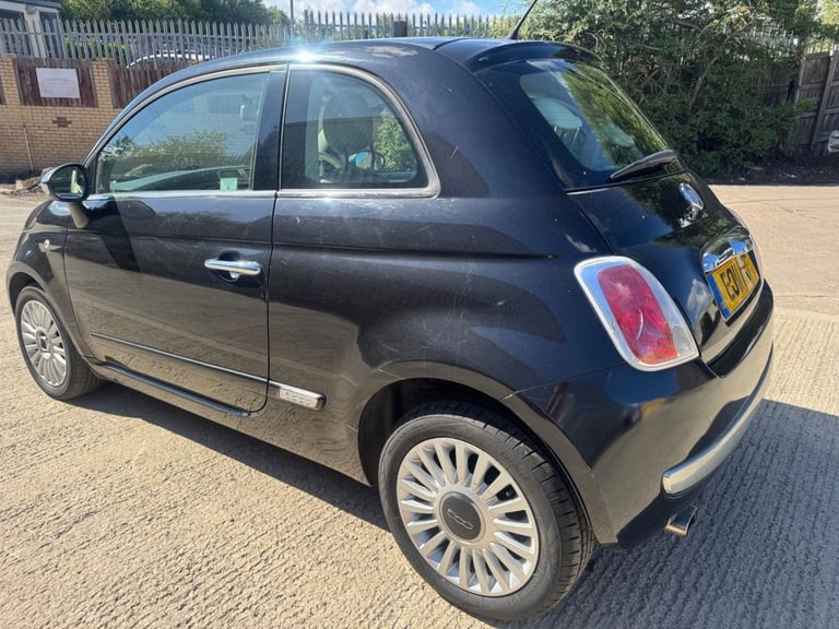 FIAT 500 LOUNGE 1.25*IDEAL FIRST CAR*APRIL 2026 MOT*CHEAP ROAD TAX*PAN ROOF*