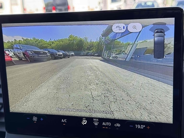  Ford Transit TDCI 130ps 350 DRW L4 Lwb 4.2 Metre Dropside with 12 Screen, A/C, Twin Rea Dropside...