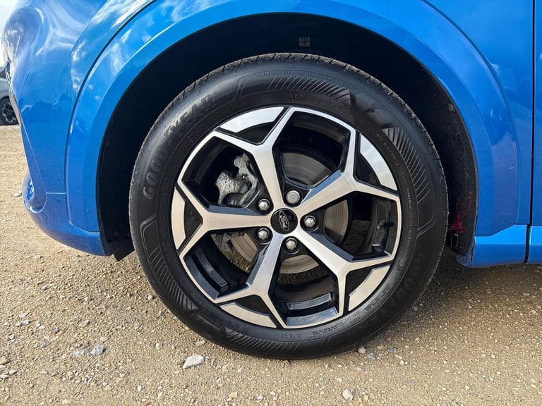 2025 Ford Puma 1.0 EcoBoost Hybrid mHEV ST-Line 5dr 5 Door PETROL Manual