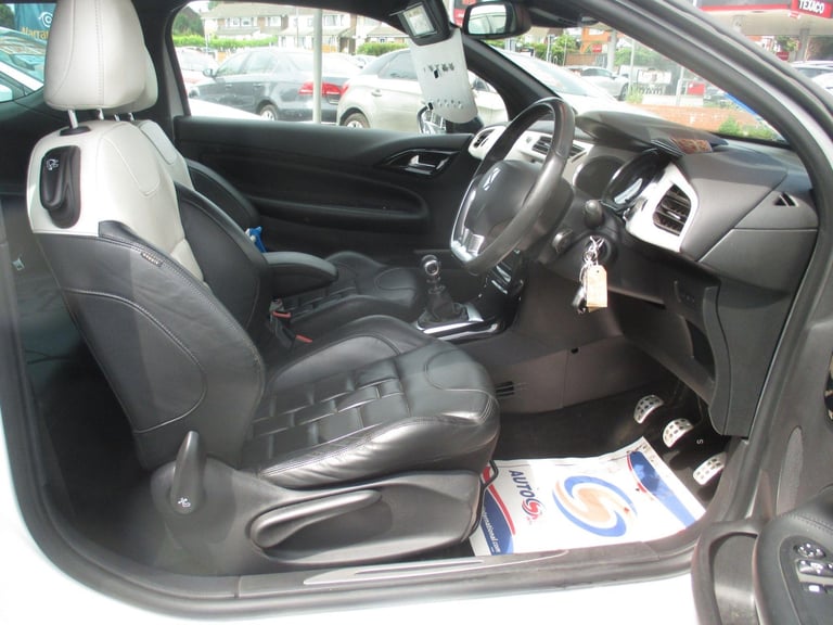 2015 DS Automobiles DS 3 1.6 BlueHDi Ultra Prestige Euro 6 (s/s) 3dr HATCHBACK Diesel Manual