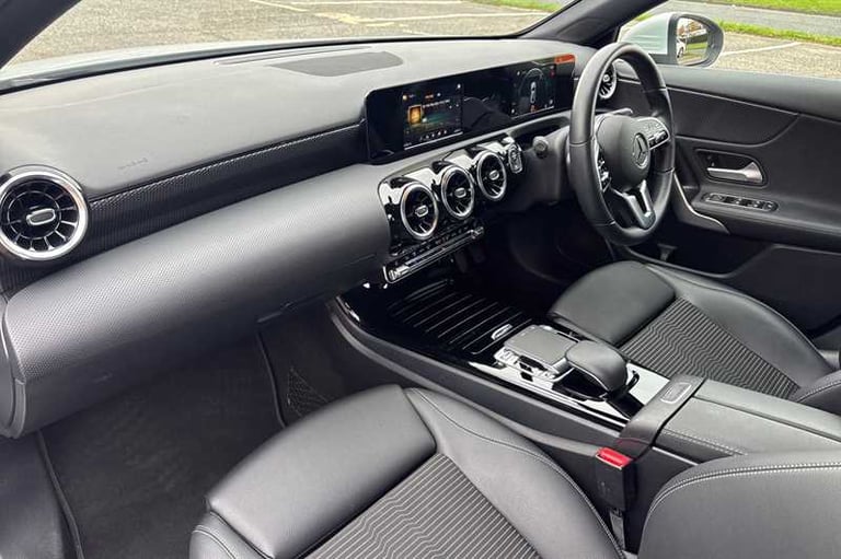 2020 Mercedes-Benz A-Class A200 Sport 4dr Auto SALOON PETROL Automatic
