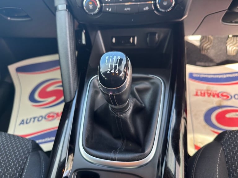 2018 Renault Kadjar 1.3 TCe Dynamique Nav SUV 5dr Petrol Manual Euro 6 (s/s) (140 ps) HATCHBACK P...