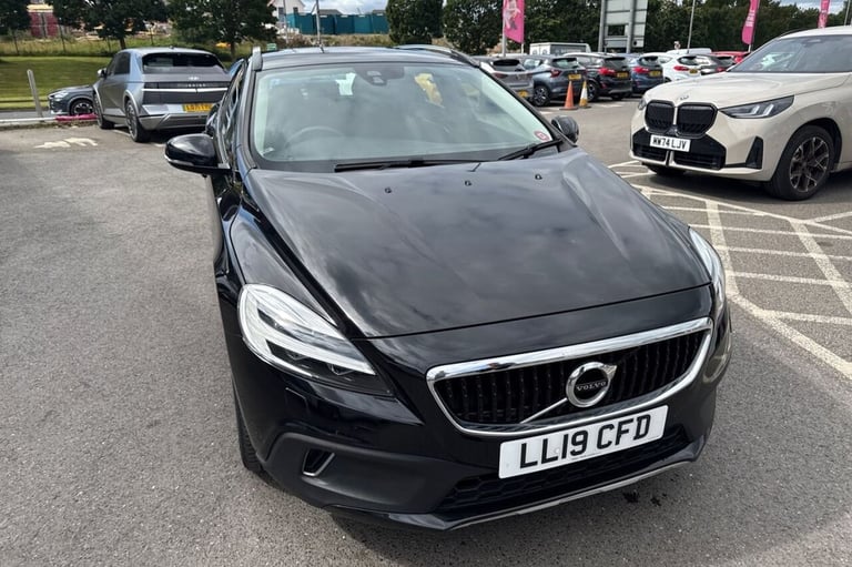 2019 19 VOLVO V40 CROSS COUNTRY 1.5 T3 GPF PRO HATCHBACK 5DR PETROL AUTO EURO 6 