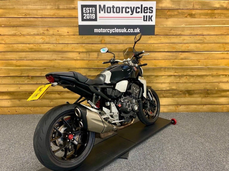 2018 HONDA CB1000R+ NEO SPORT CAFE, ONLY 13302 MILES, FSH, BIG SPEC and MINT! 