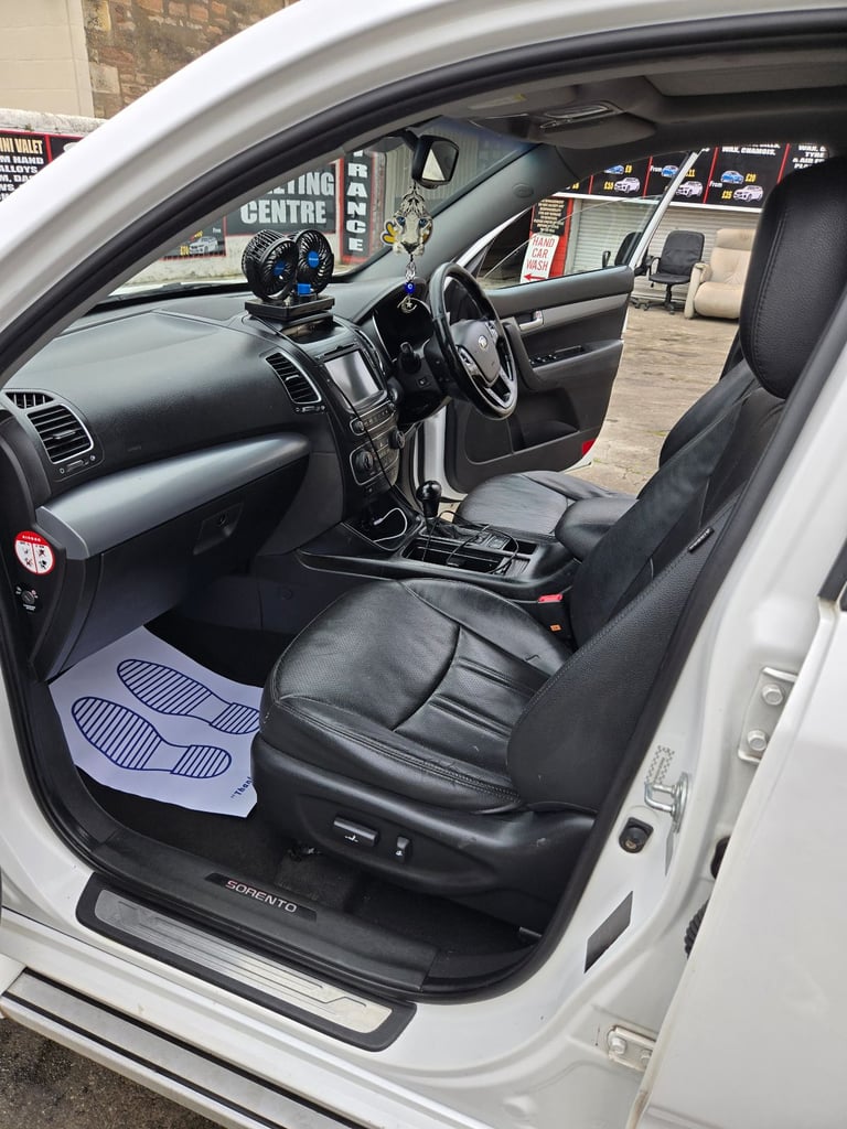 7xseater Kia, SORENTO, Estate, 2013, Other, 2199 (cc), 5 doors