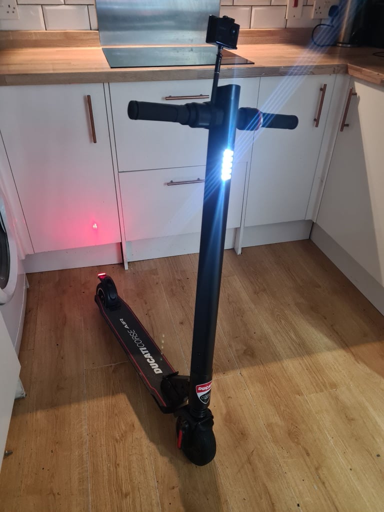 DUCATI AIR ELECTRIC SCOOTER