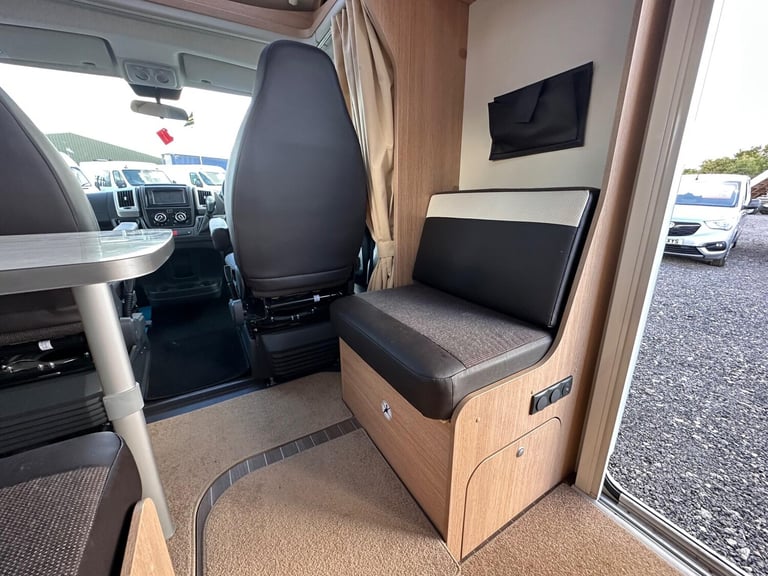 Dethleffs Sunlight T65 S-A Diesel Automatic