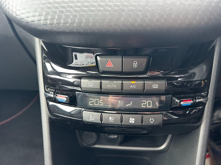 2019 Peugeot 2008 1.2 PureTech GPF GT Line SUV 5dr Petrol EAT Euro 6 (s/s) (110 ps) HATCHBACK Pet...